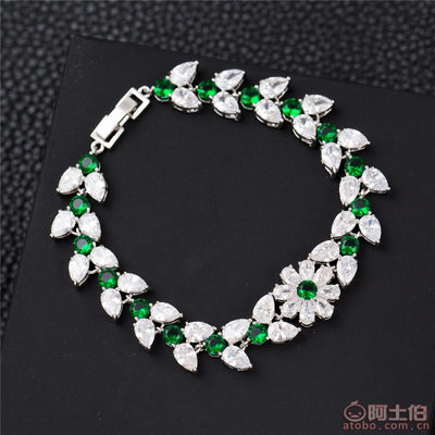 義烏市傅寶仙飾品廠 寶莉雅花卉鋯石手鏈，閃耀的時尚匠心